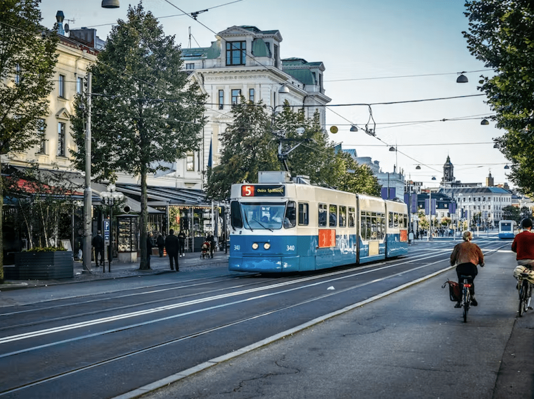 The Swedish Society for Nature Conservation - Guide to sustainable local and regional transport